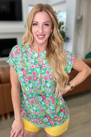 Lizzy Cap Sleeve Top in Emerald Spring Floral