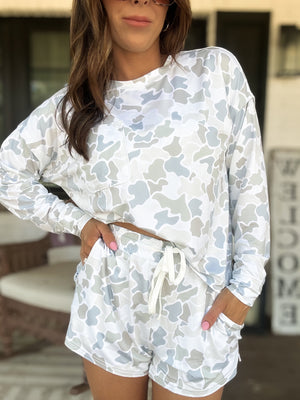 Local Girl Revive 2.0 Shorts - Saltwater Camo