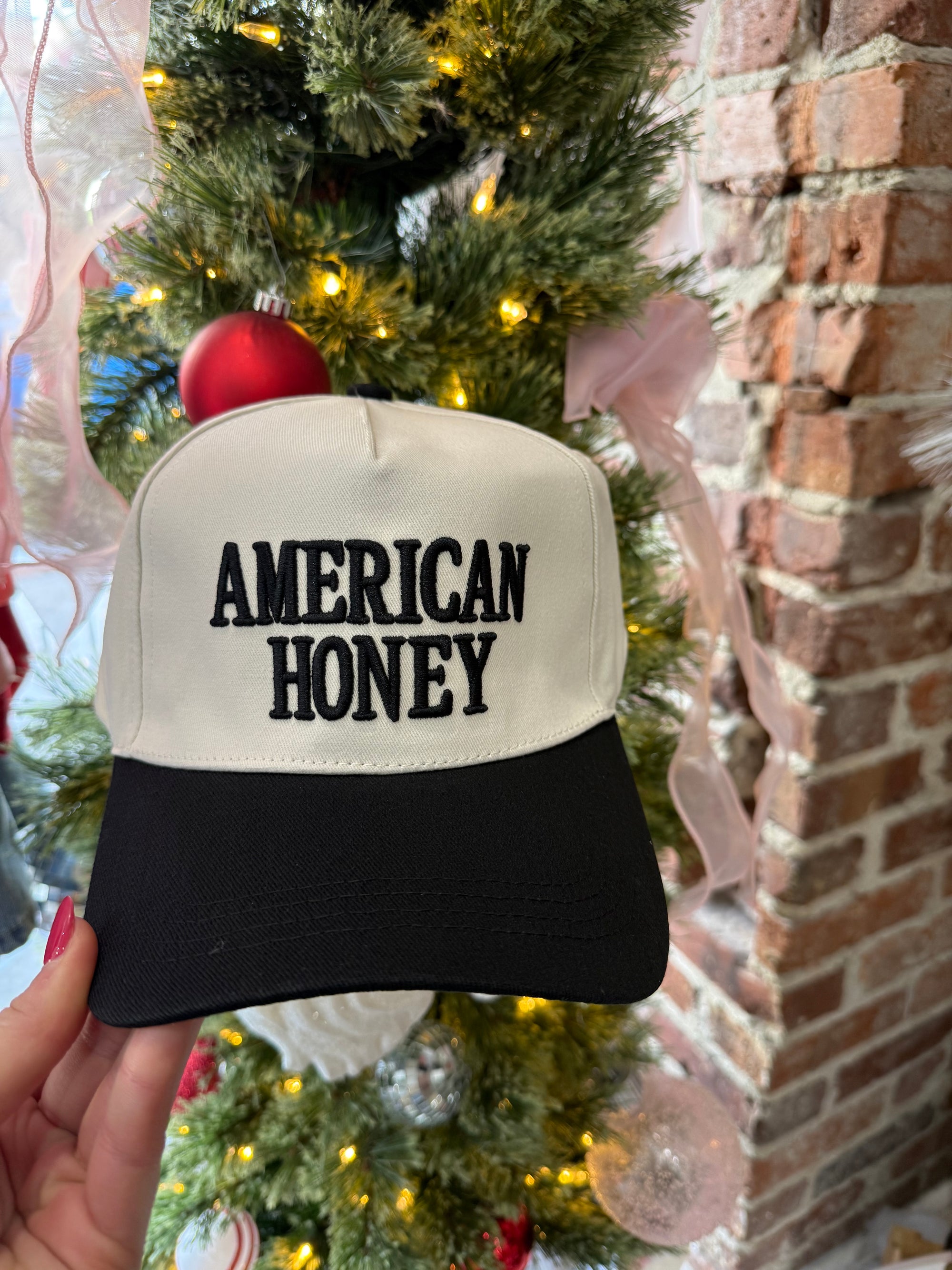 DOORBUSTER - American Honey Hat - Black