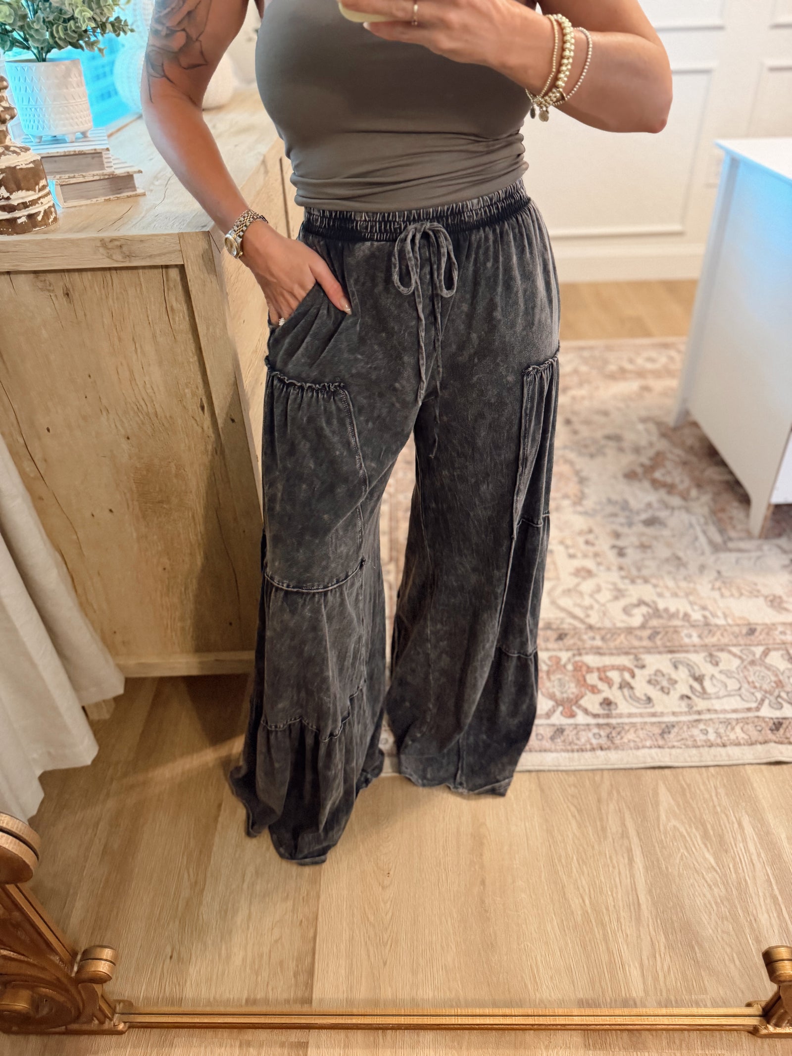 Mason Mineral Washed Tiered Wide Leg Pants - Black