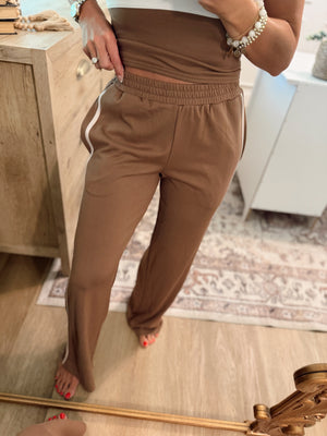 Ashlyn Contrast Piping Pants - Brown