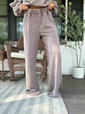 Delaney Mineral Washed Wide Leg Pant - Mocha