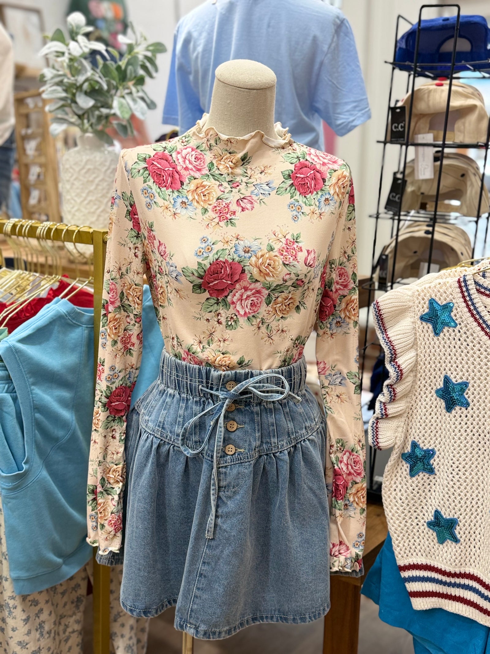 Raylen Mock Neck Floral Top