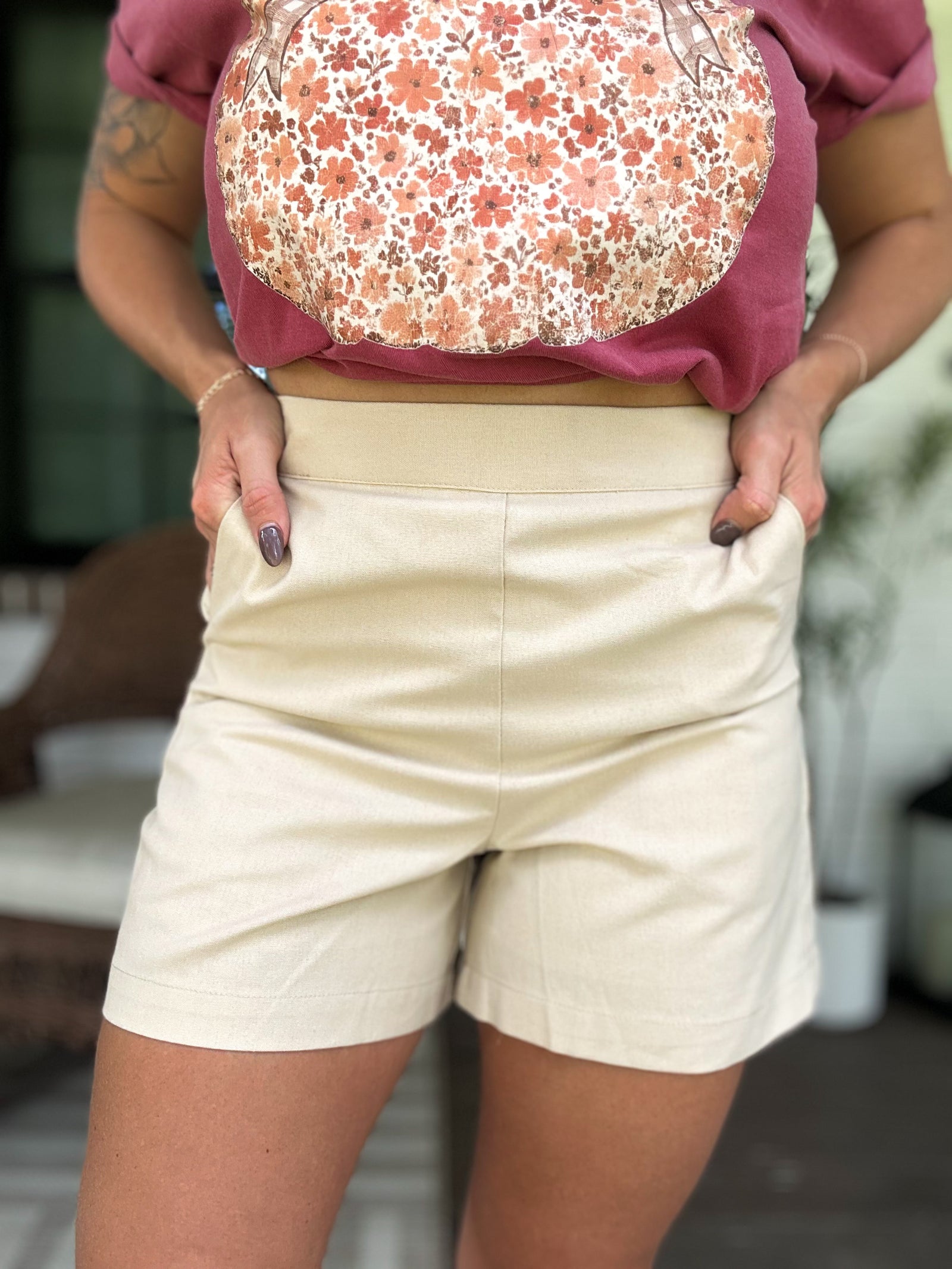 Isn't She Lovely Stiff Linen Shorts - Beige