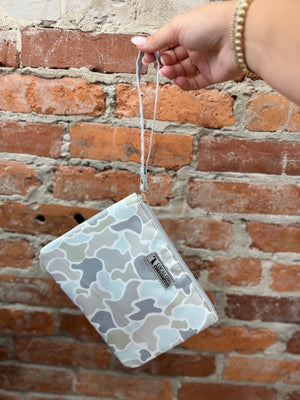 Local Girl Wristlet - Saltwater