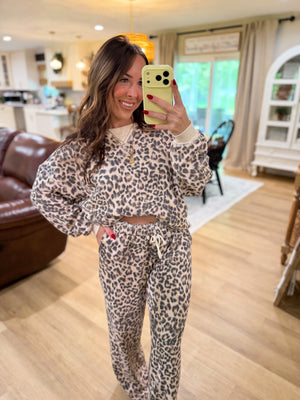 Lizzy Leopard Oversized Crewneck