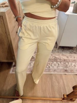 Ashlyn Contrast Piping Pants - Butter