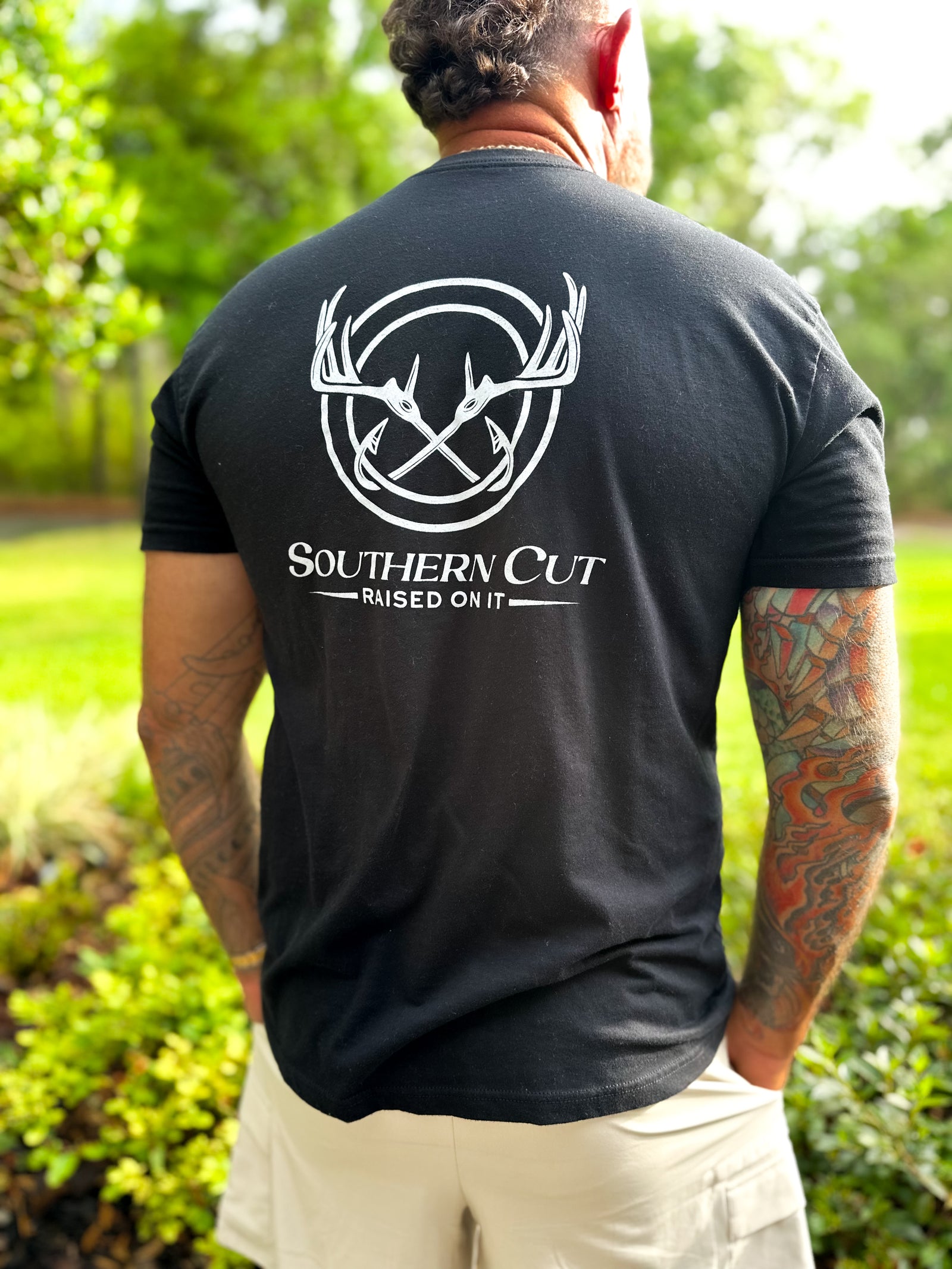 Southern Cut Tee - Black