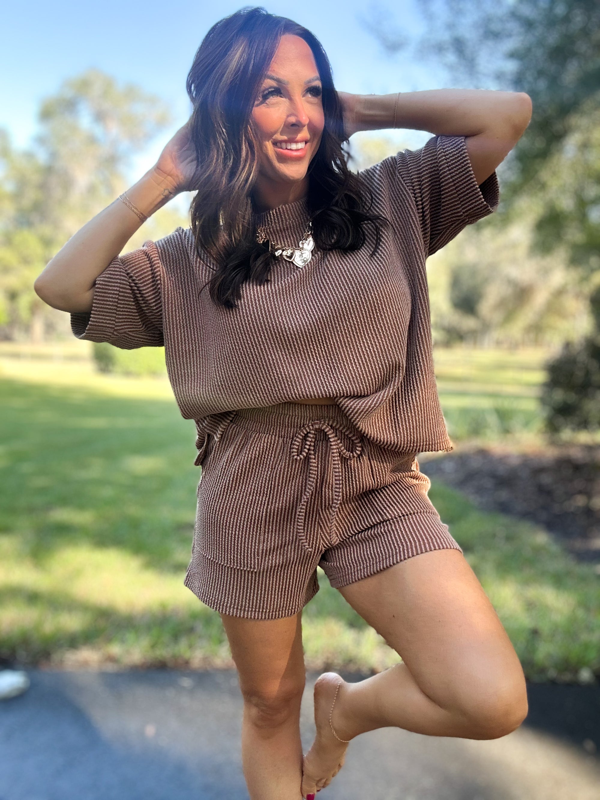 DOORBUSTER - Ali Ribbed Tee - Brown