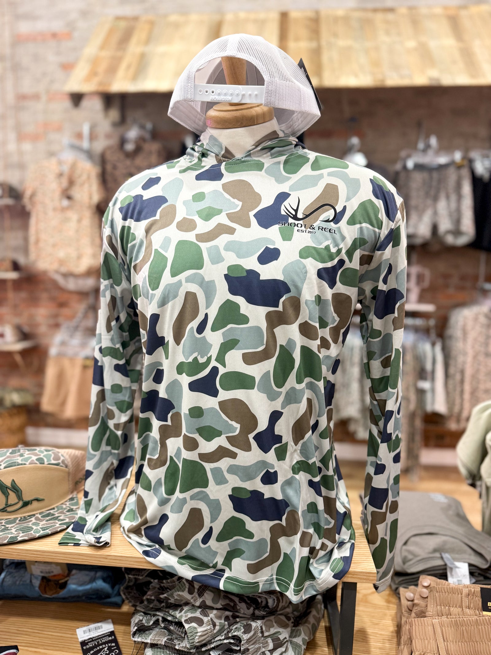 Shoot & Reel Brackish Men's Hooded Long Sleeve