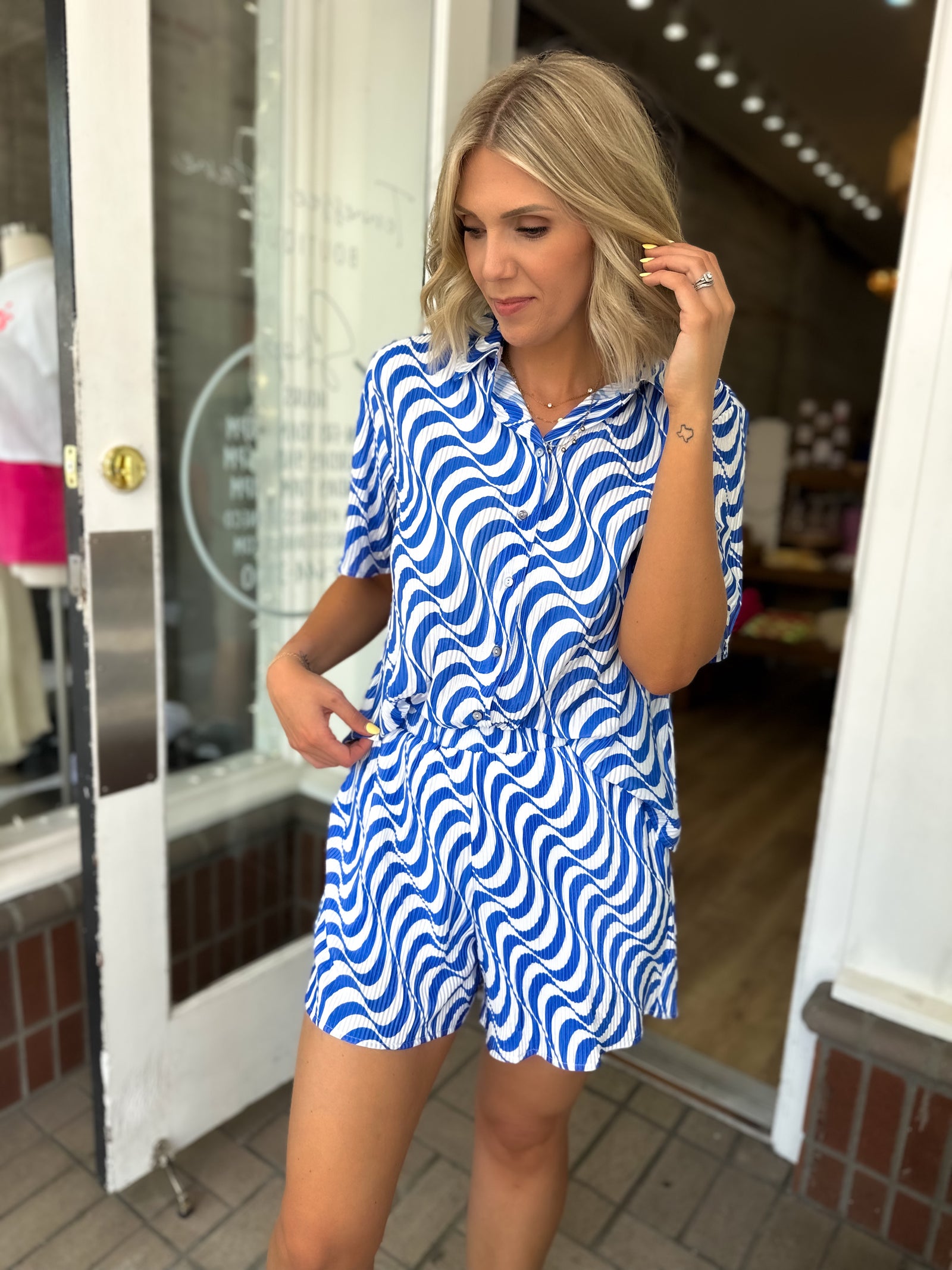 Feeling Groovy Pleated Plisse Shorts