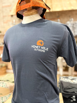 Honey Hole Outdoors Tee - Duck Dog
