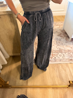 Mason Mineral Washed Tiered Wide Leg Pants - Black