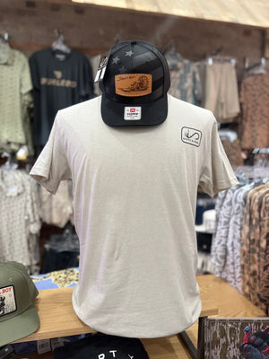 Shoot & Reel FL Flag/Red Tee - Sand