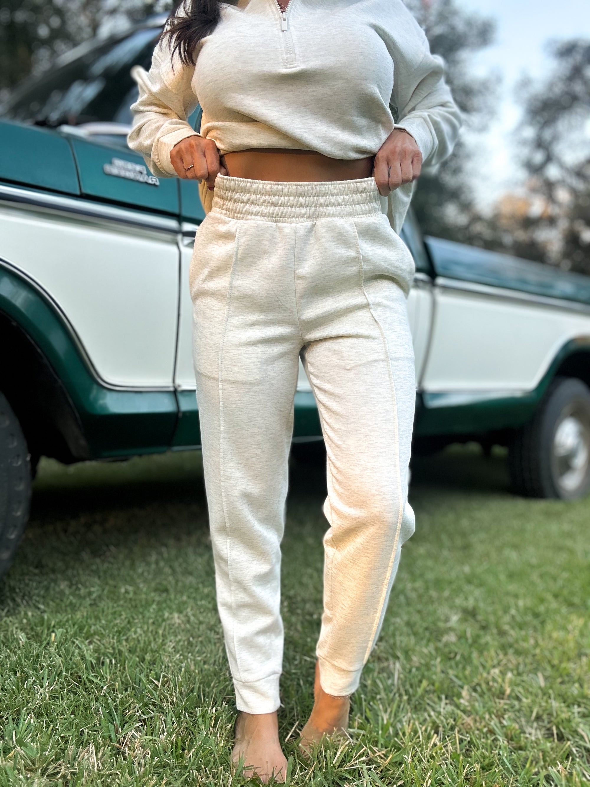 DOORBUSTER - Britt Scuba Joggers - Vanilla