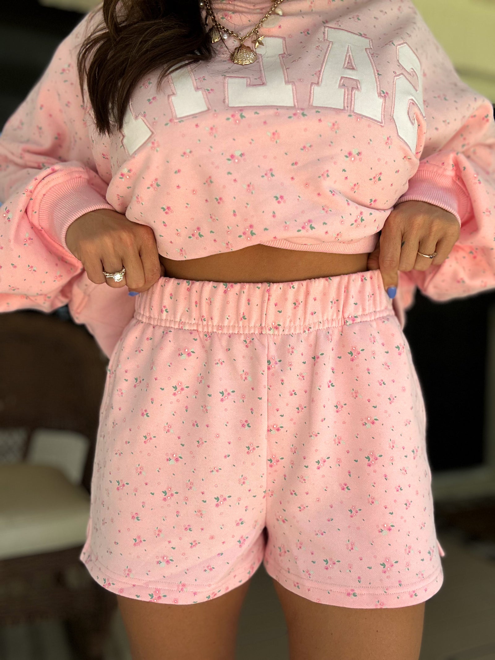 Living In Sunshine Floral Shorts - Pink