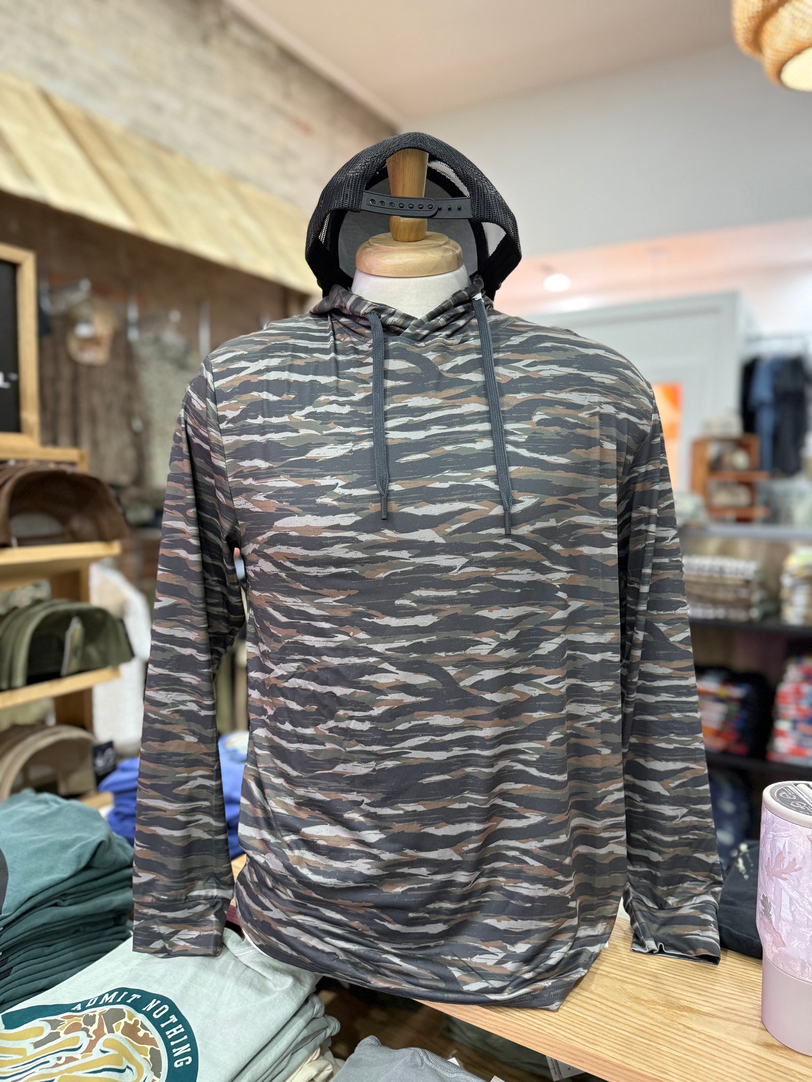 Burlebo Performance Hoodie - Wetland Camo