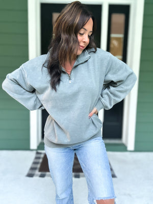 Hollis Acid Wash Fleece Half Zip Pullover