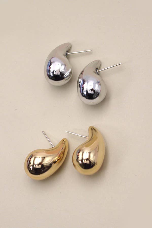 Graceful Teardrop Earrings - Gold