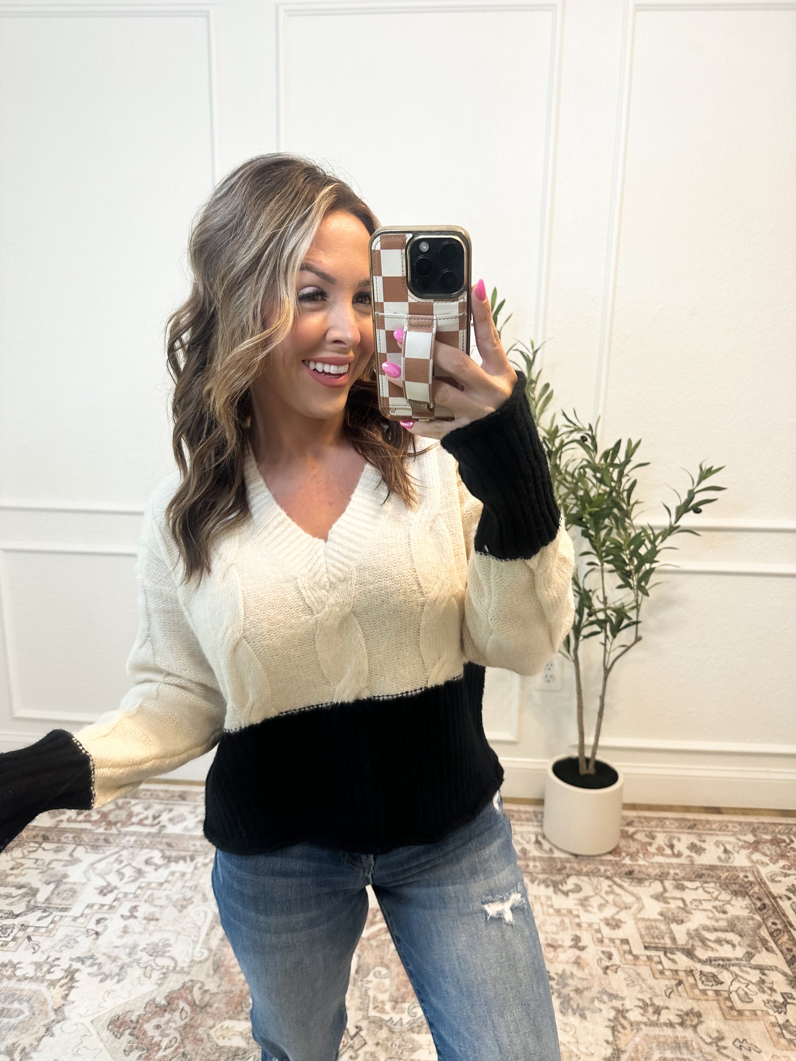 Made For More Cropped Sweater - Oat/Black