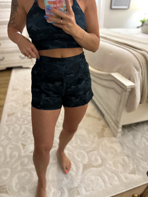 Local Girl Vista Shorts - Multi Camo