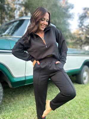 DOORBUSTER - Britt Half Zip Pullover - Black