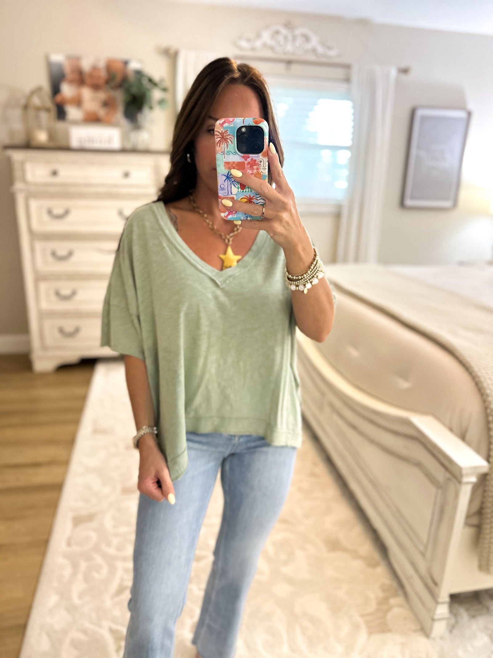 Alyse Oversized V-Neck Short Sleeve Top - Sage