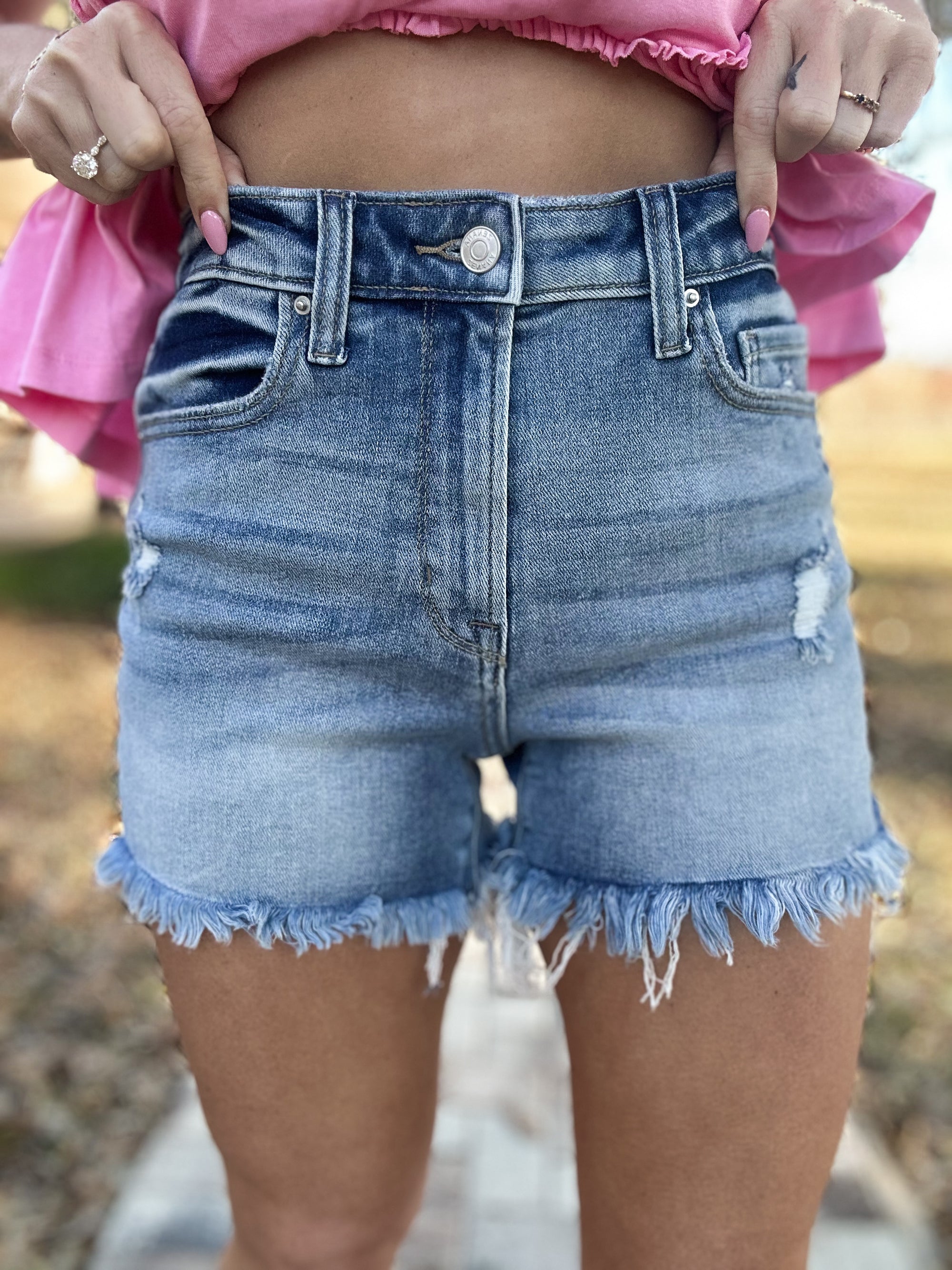 Trey Raw Hem Denim Shorts - Medium Wash - Tennessee Jane