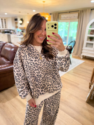 Lizzy Leopard Oversized Crewneck