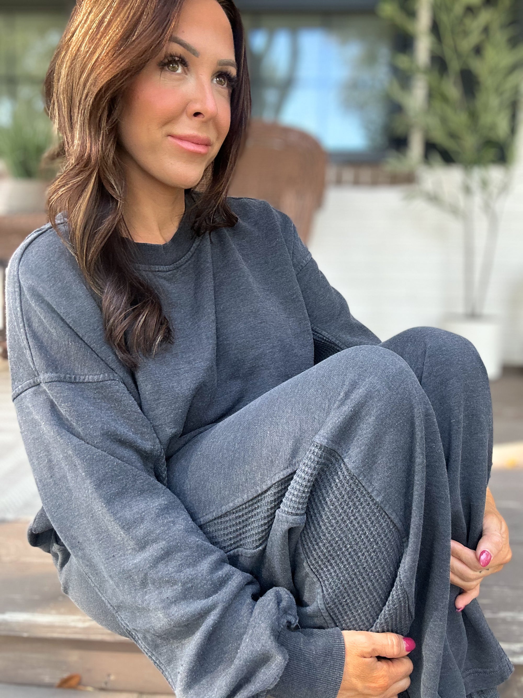 Andrea Mineral Washed Pullover - Black