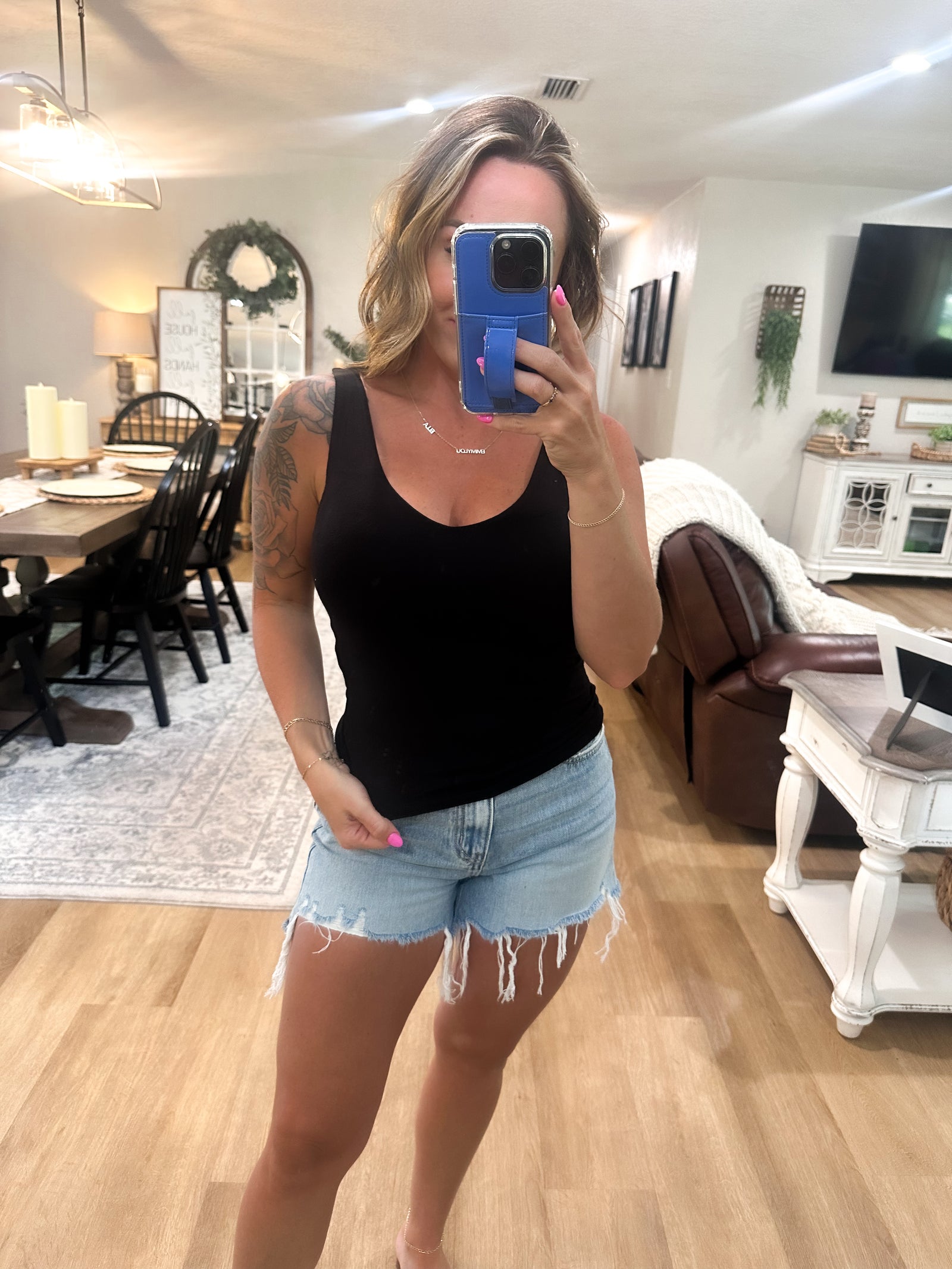 Premium Double Layered V-Neck Tank - Black