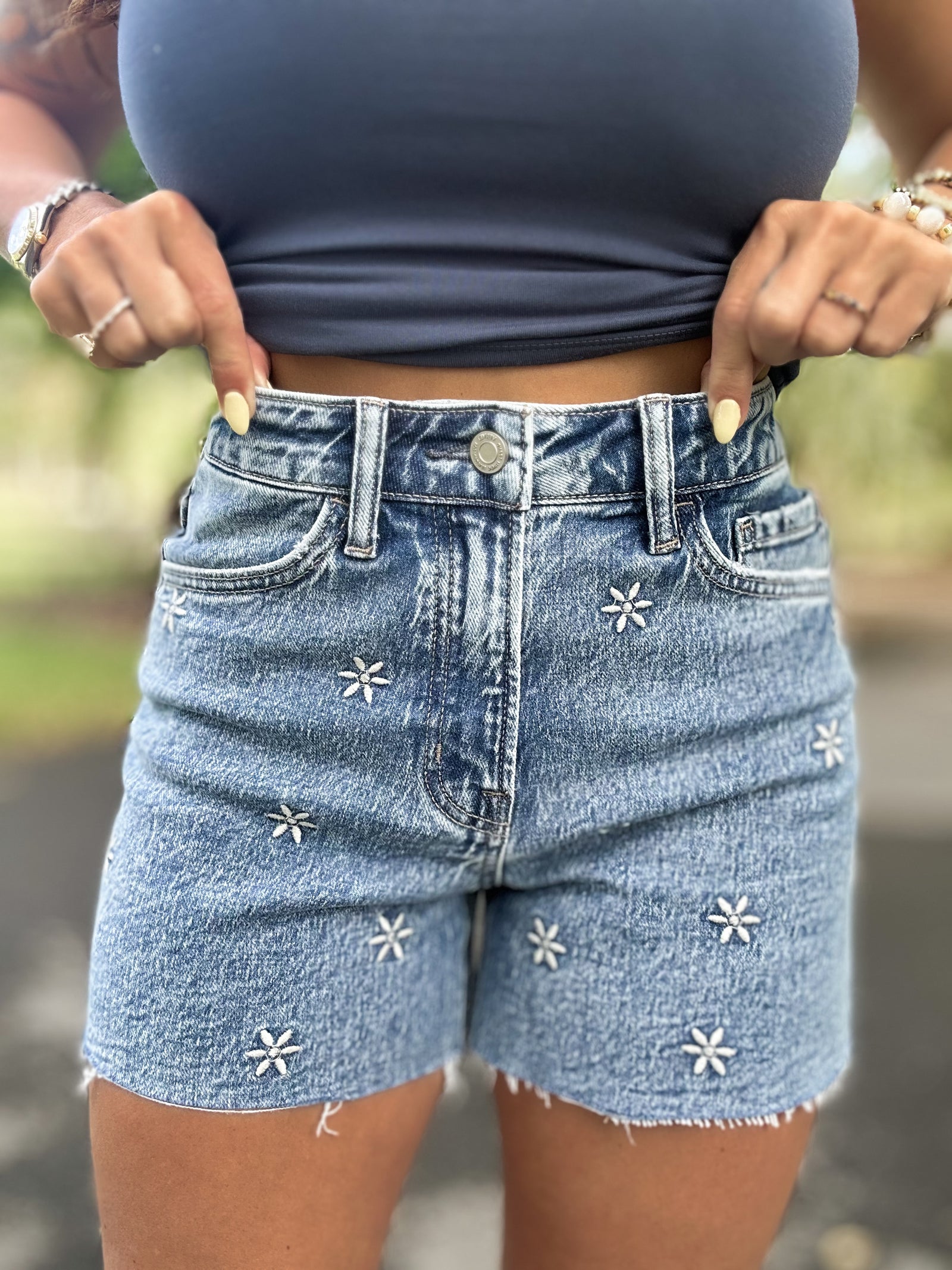 Melanie Super High Rise Daisy Embroidered Shorts