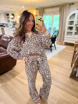 Lizzy Leopard Oversized Crewneck