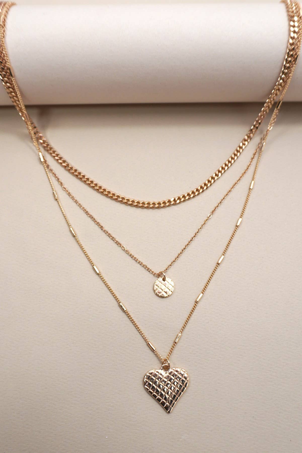 Checker Engraved Heart Necklace