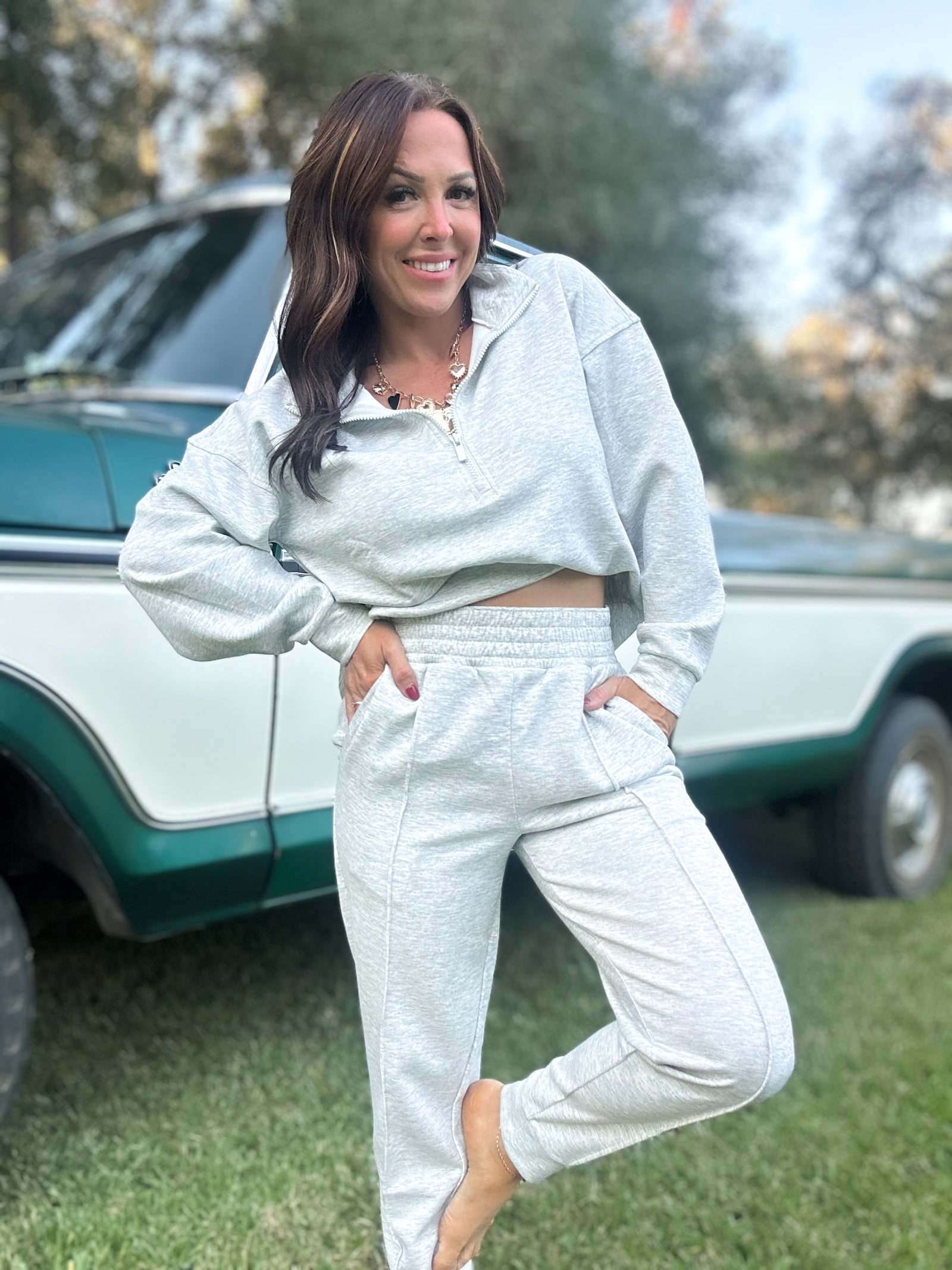 DOORBUSTER - Britt Half Zip Pullover - Gray