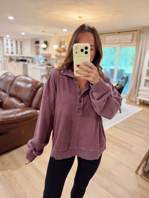 Leo Stone Washed Button Up Pullover - Cherry