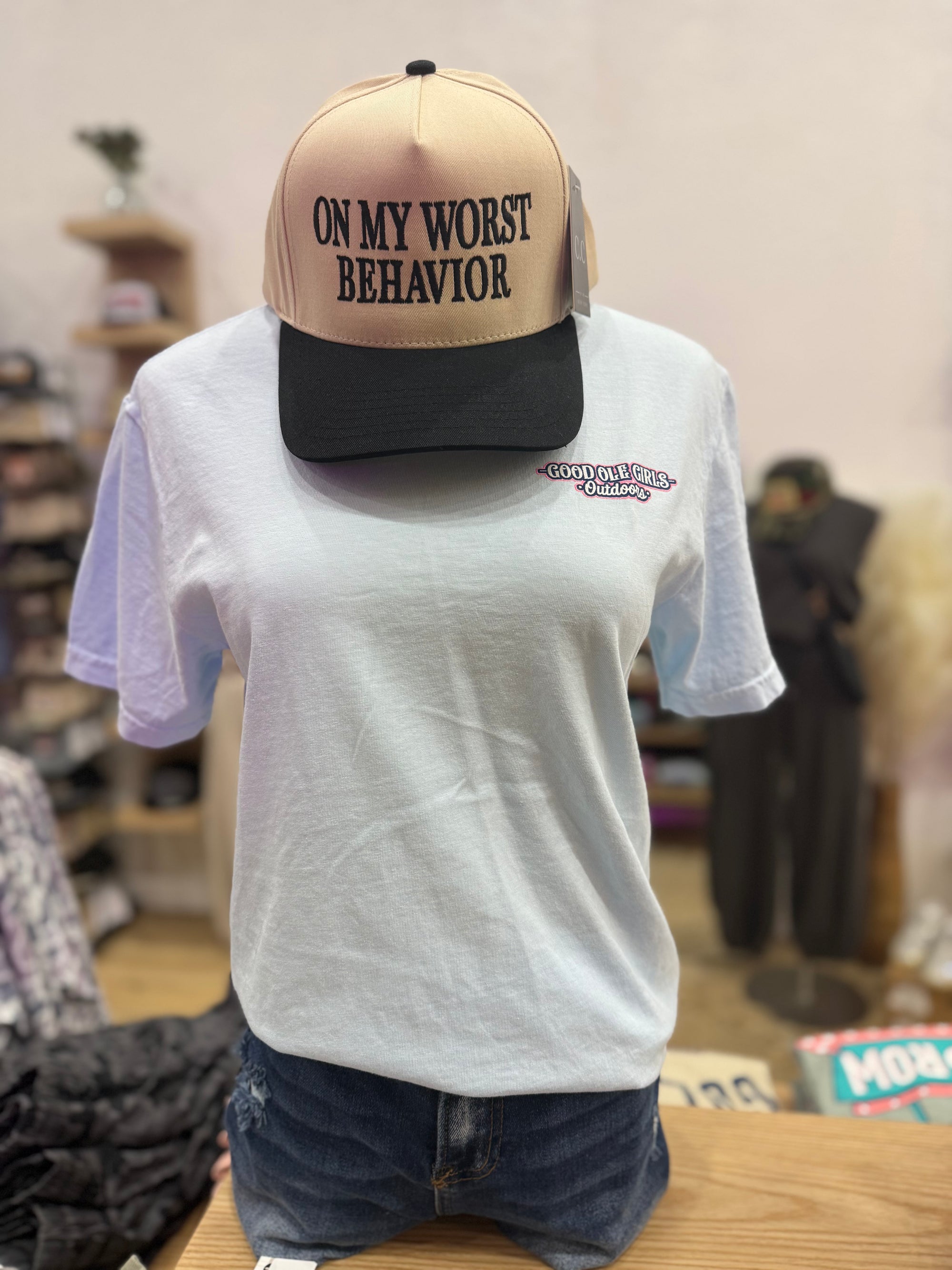 Good Ole Girls Tee - Born & Bred