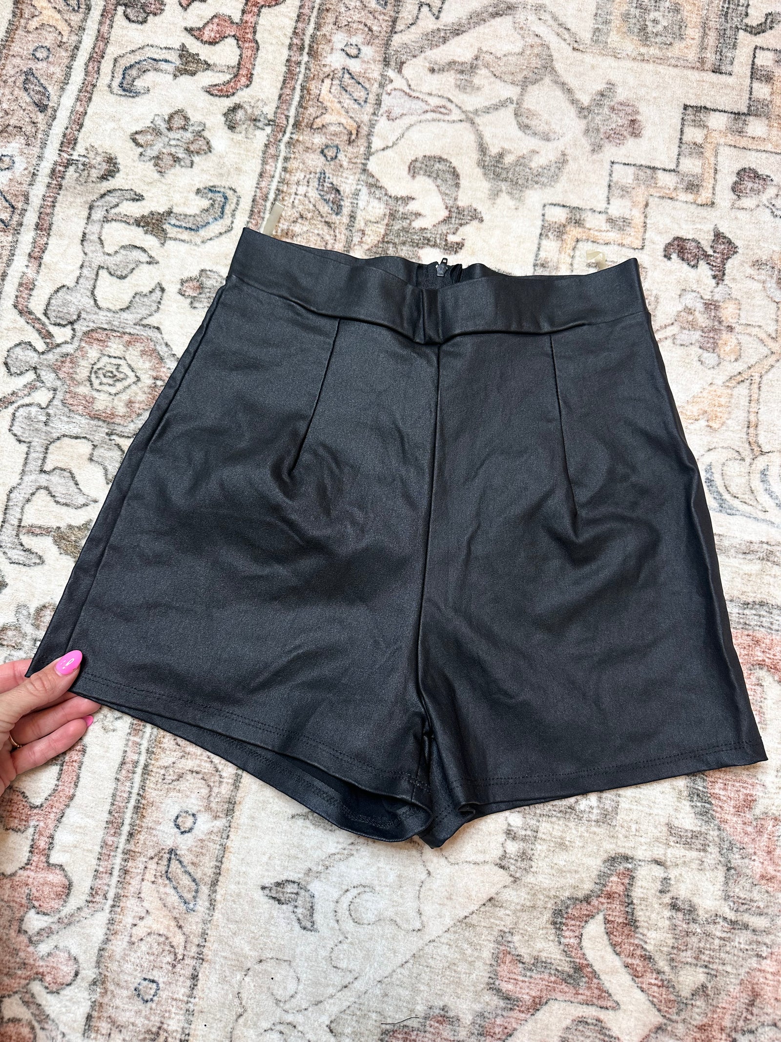 Windsor Faux Leather High Rise Shorts - Medium
