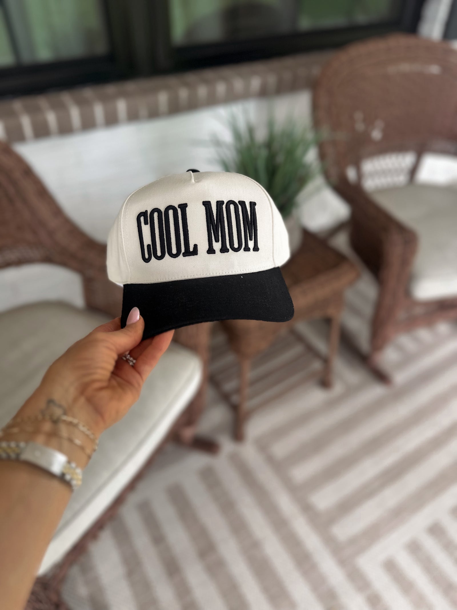 Cool Mom Trucker Hat - Black