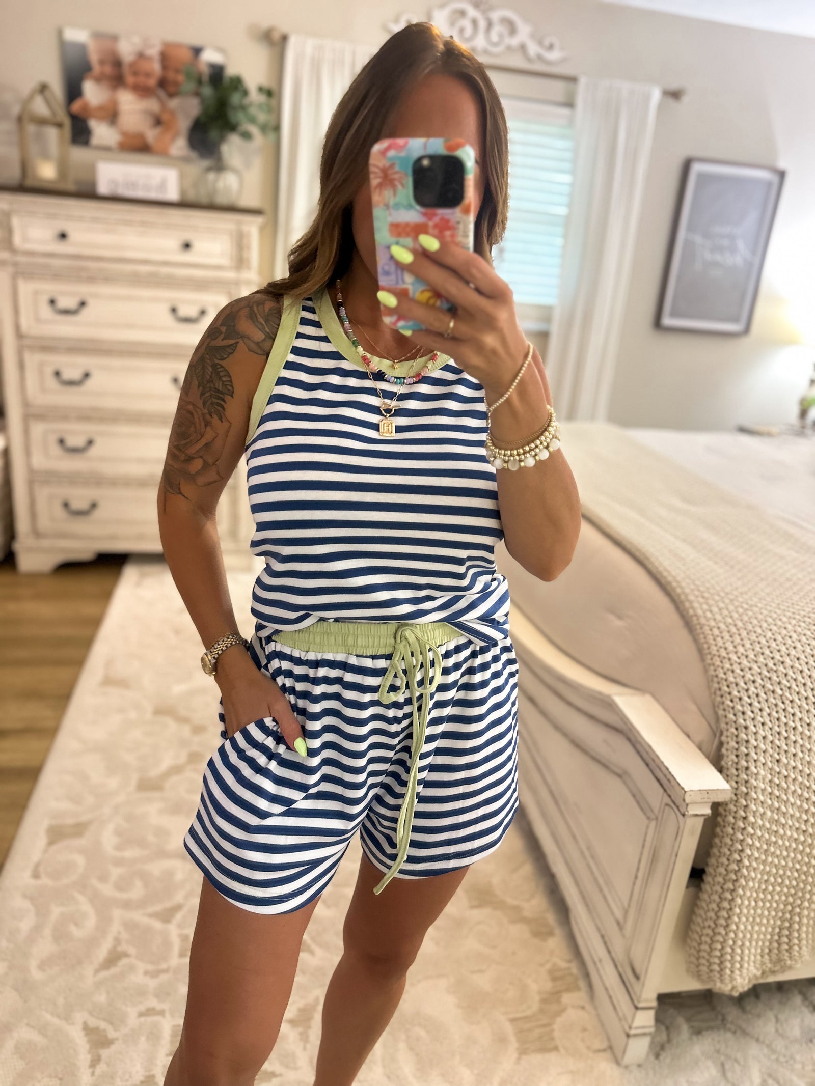Lila Contrast Collar Striped Shorts