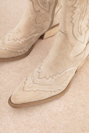Tess Western Stitch Cowgirl Boot - Beige