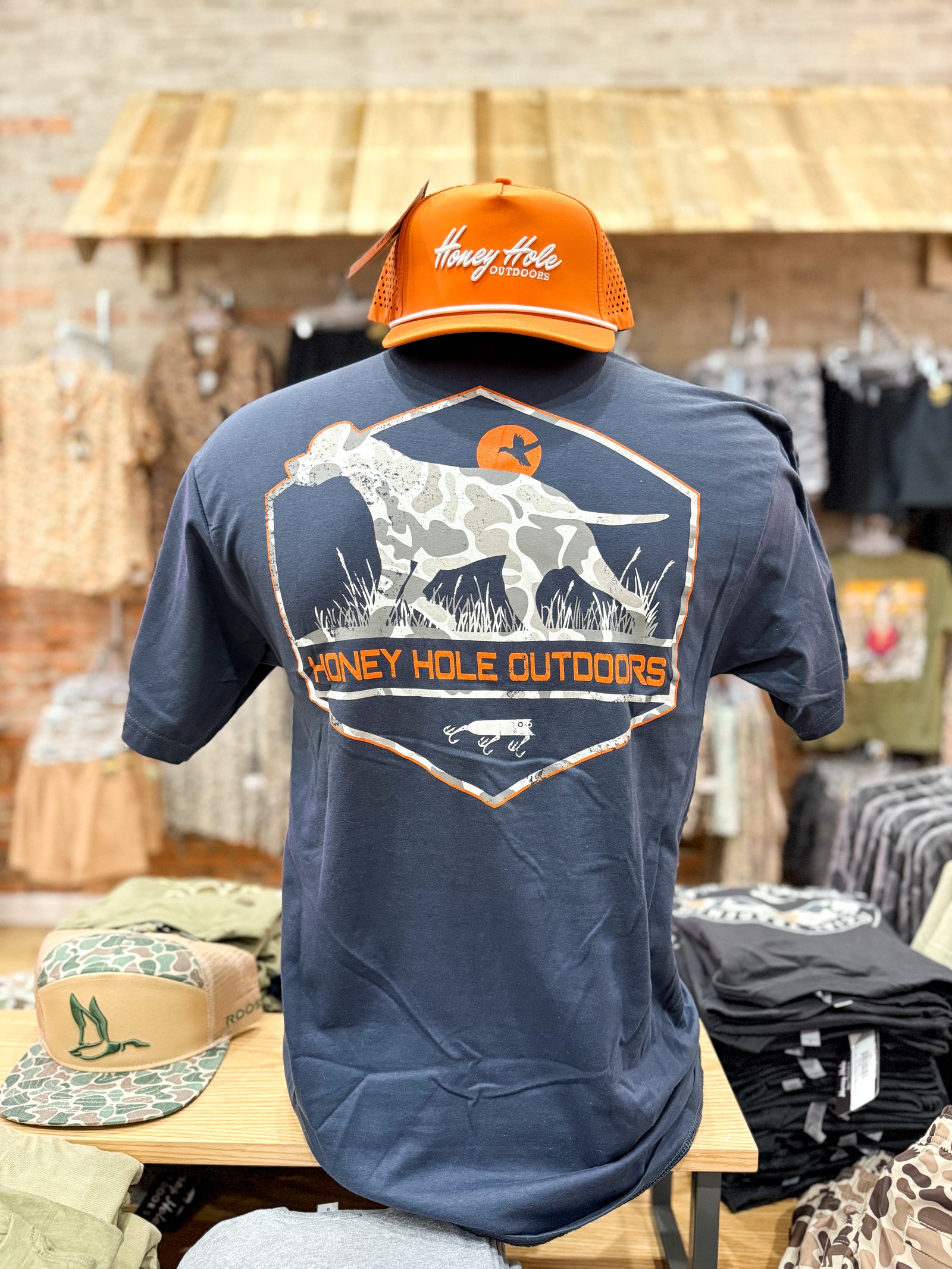 Honey Hole Outdoors Tee - Duck Dog
