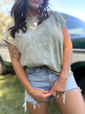 DOORBUSTER - Dani Acid Washed Tee - Light Olive