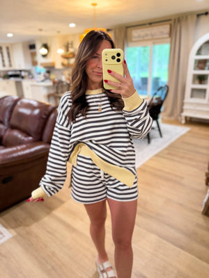 Lexi Striped Contrast Drawstring Shorts - Yellow