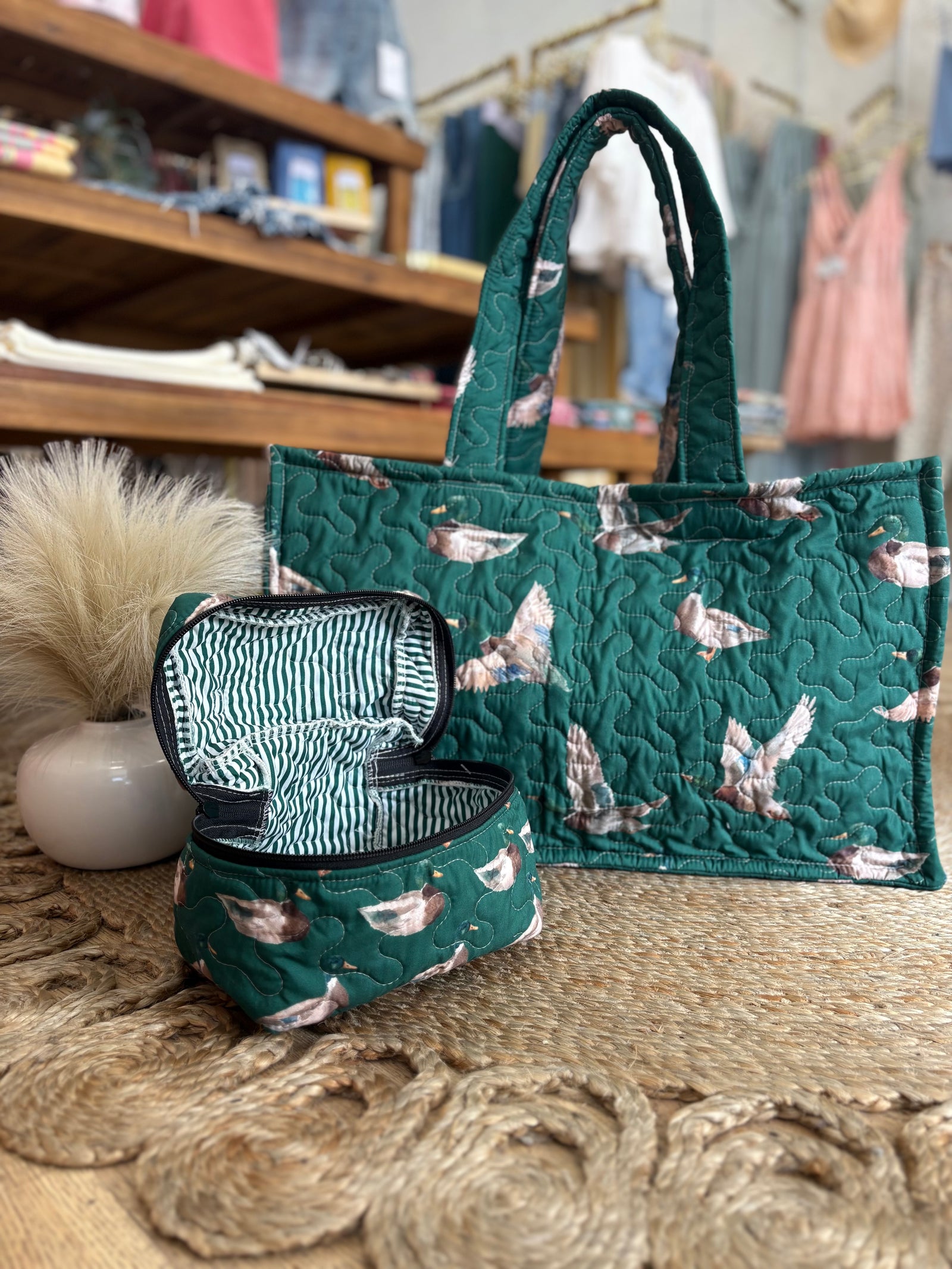 Mallory Ducks Icon Green Quilted Travel Case