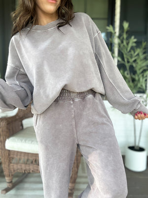 Andrea Mineral Washed Pullover - Mocha