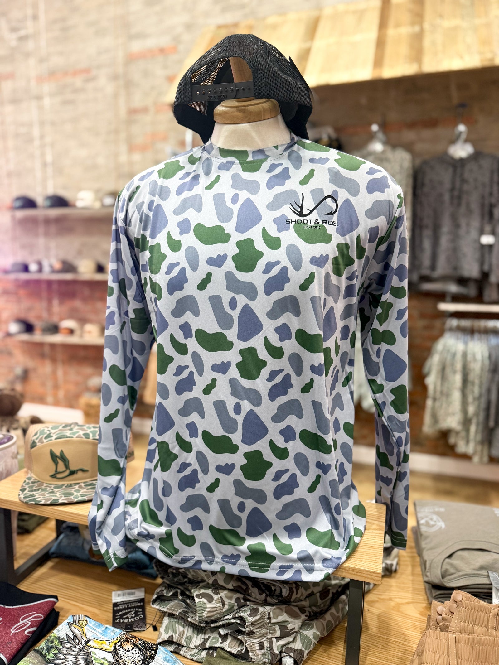 Shoot & Reel Aqua Camo Men's Long Sleeve