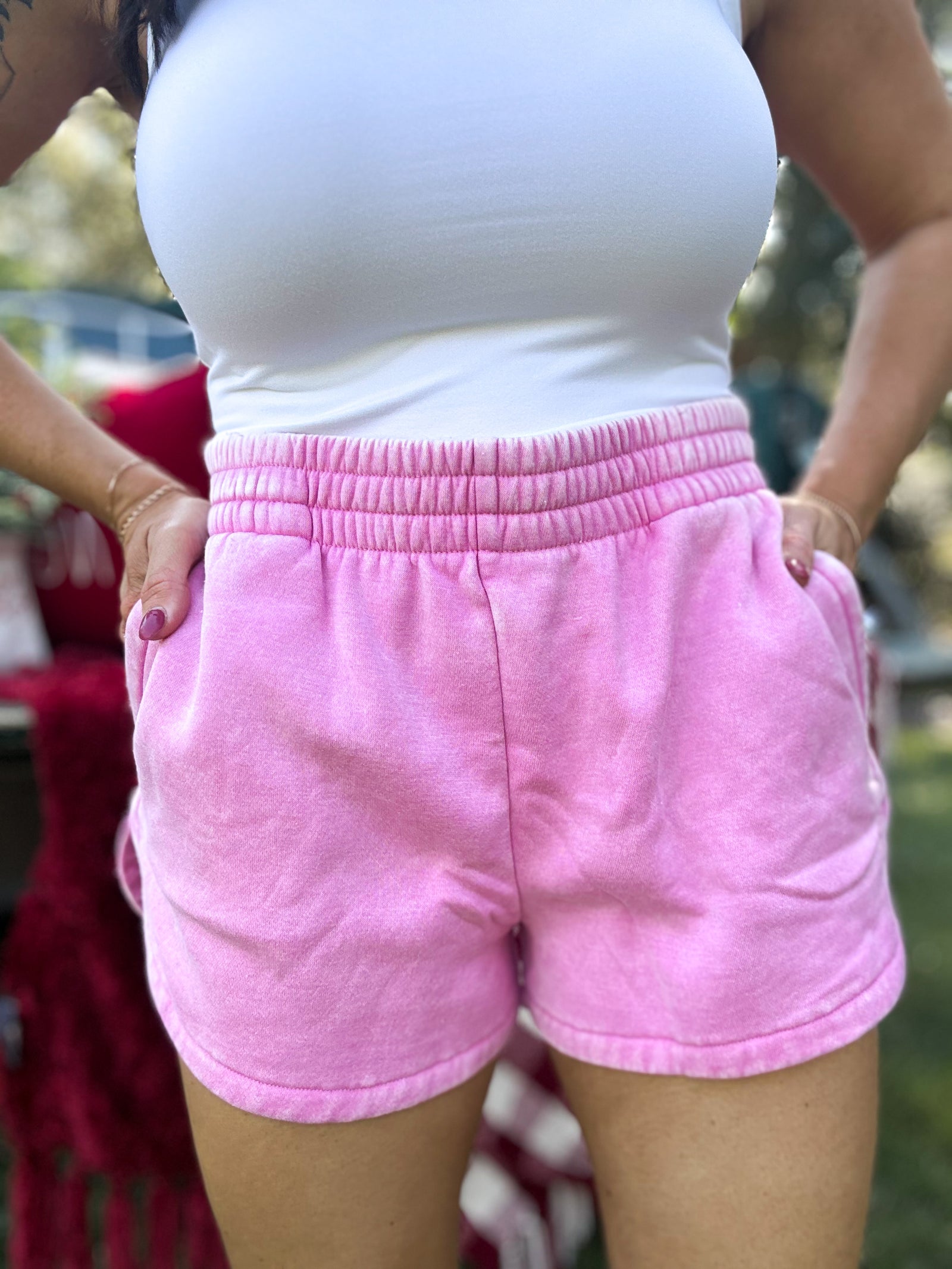 DOORBUSTER - Jeri Acid Washed Shorts - Candy Pink