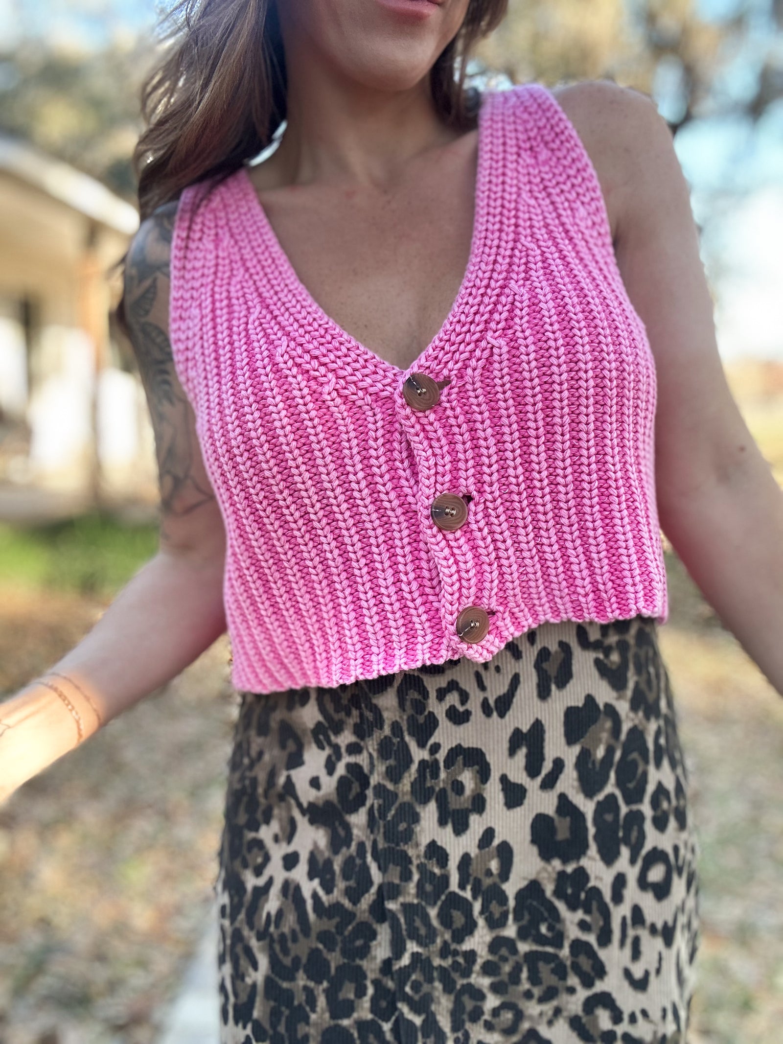Willow Sleeveless Sweater Top - Hot Pink
