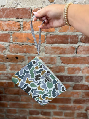 Local Girl Wristlet - Localflage Bluff